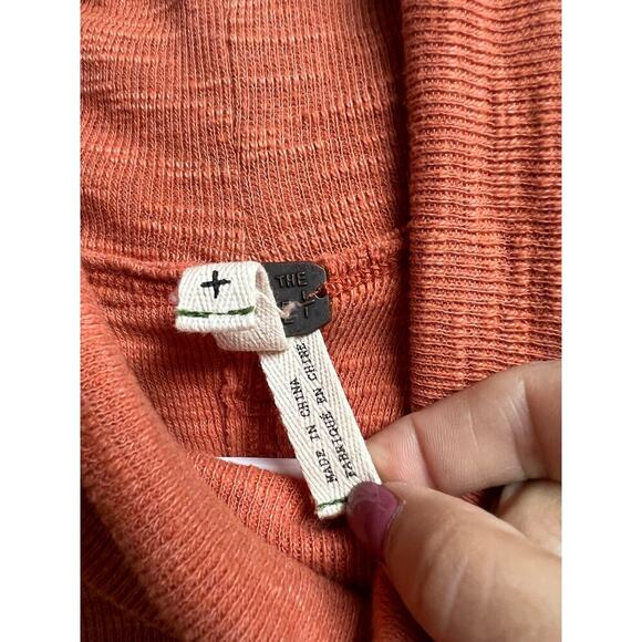 We The Free Size XS Long Sleeve Split Back Turtleneck Raw Seams Rust Orange - Picture 4 of 11